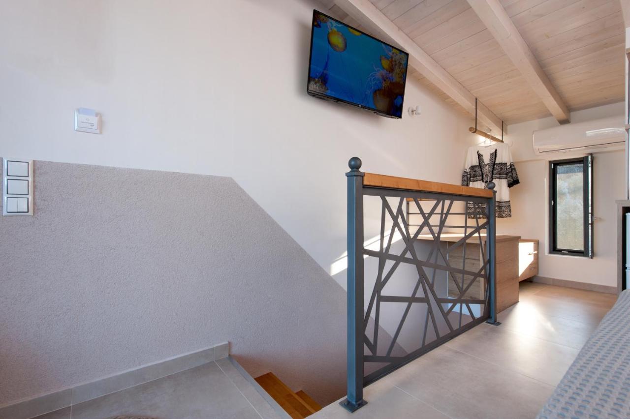 Del Mare Suites Glifa  Exterior photo